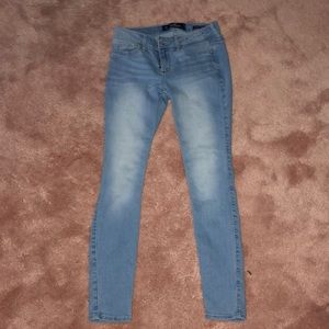 Low rise crop super skinny jeans